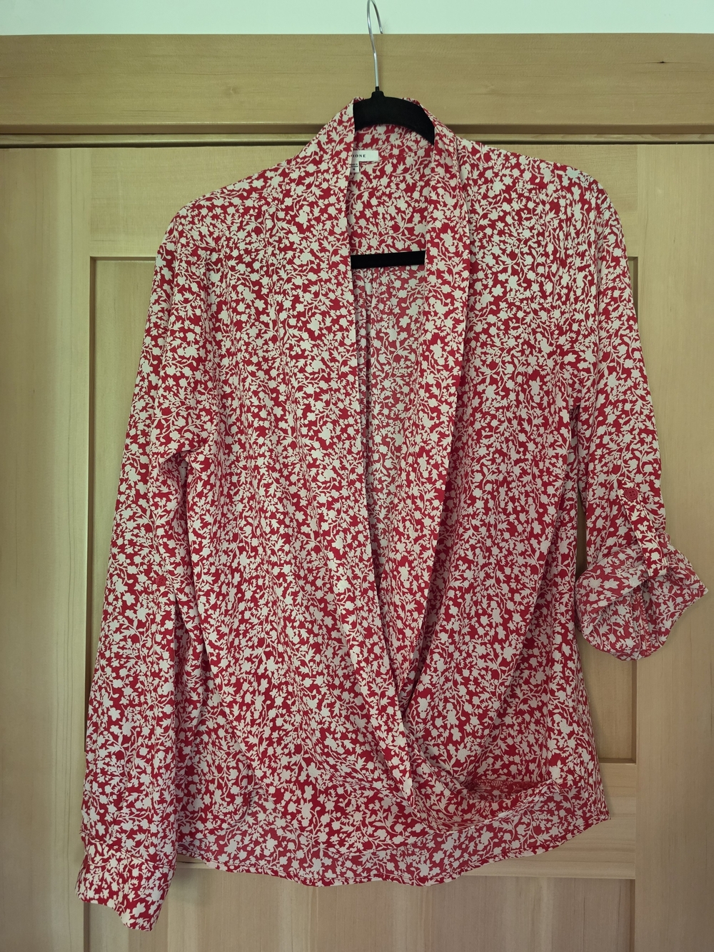 Pleione Red and White Floral Draped Blouse
